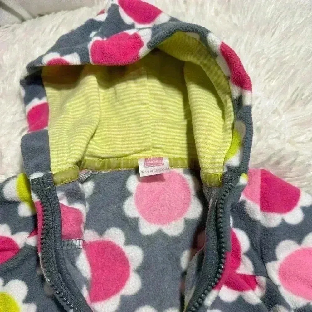 Carter's Girls Size Newborn‎ Long Sleeve Floral Gray & Pink Hoodie